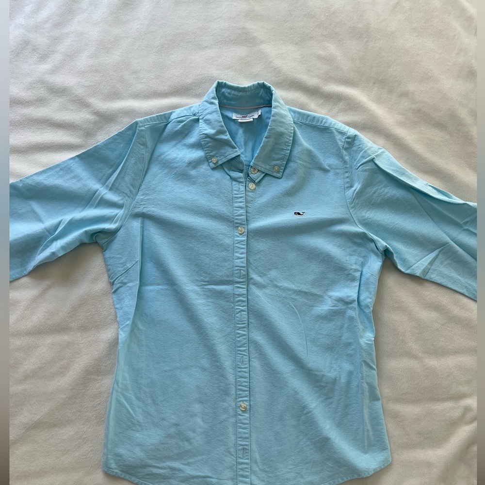 Vineyard Vines button down sz 6